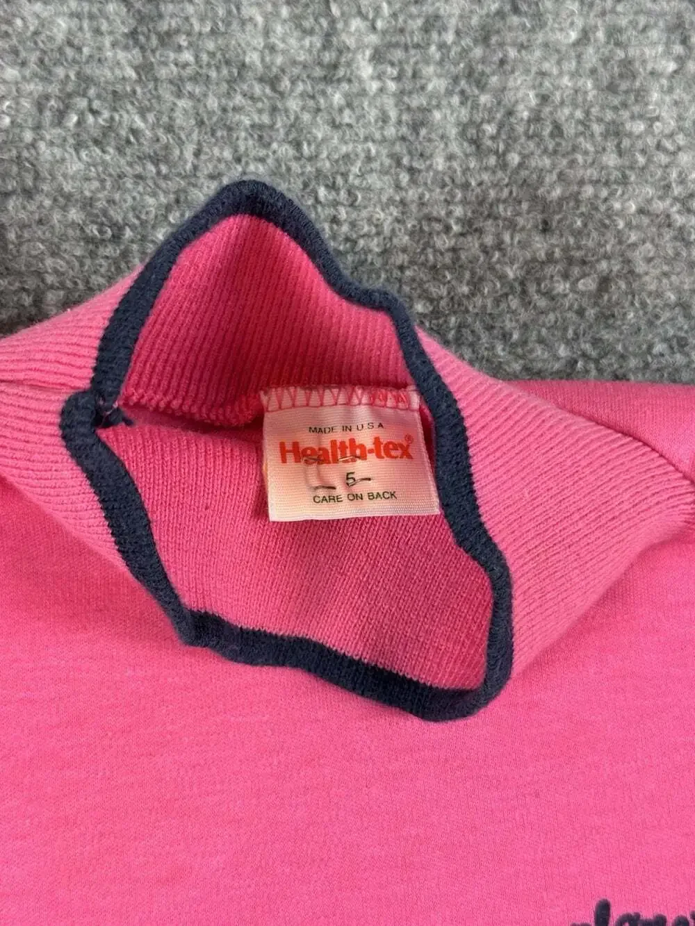 Vintage Baby Girls Pink Turtleneck Long Sleeve World Graphic Shirt Size 5